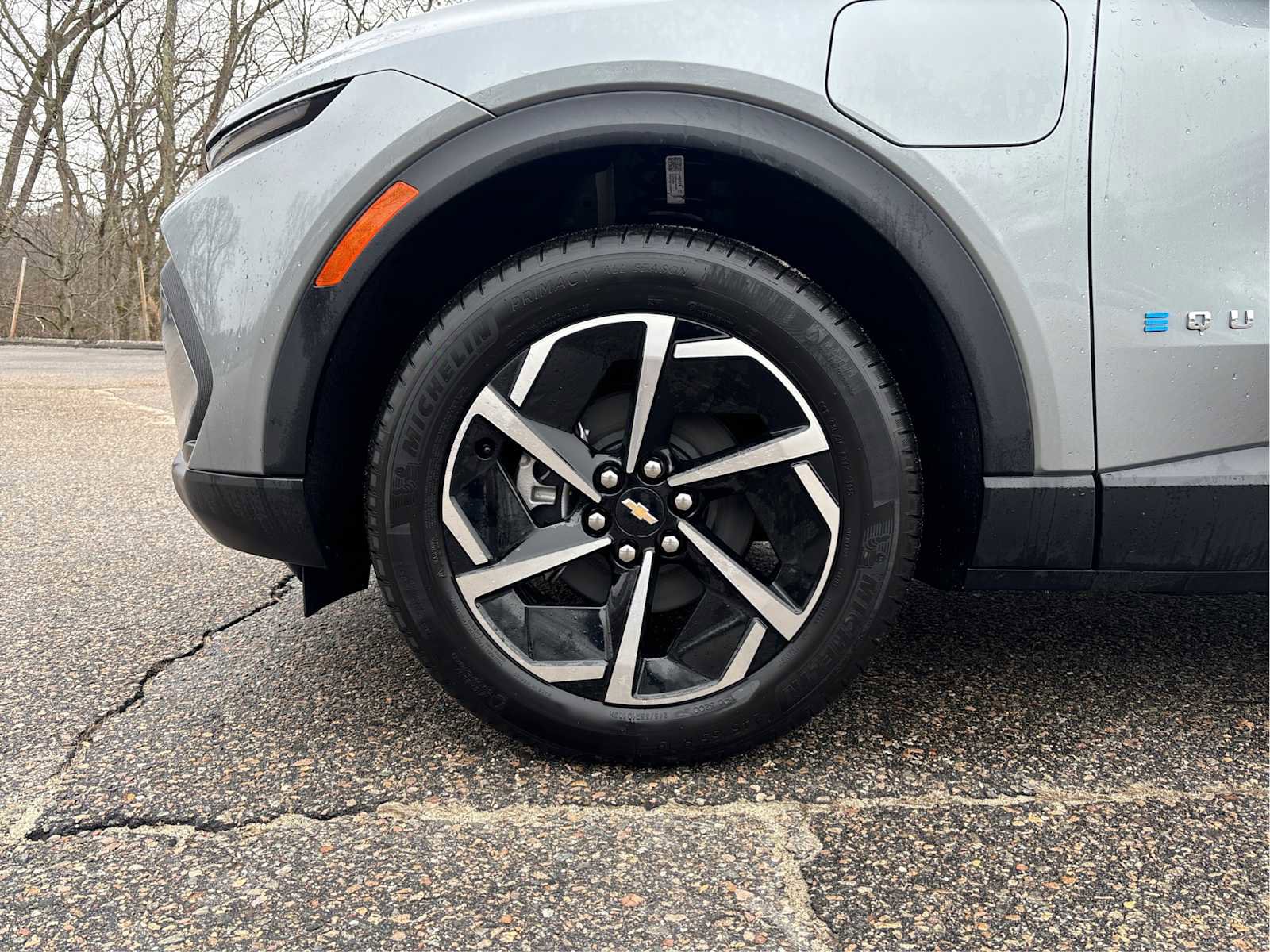 New 2026 Chevrolet Equinox EV LT image 24