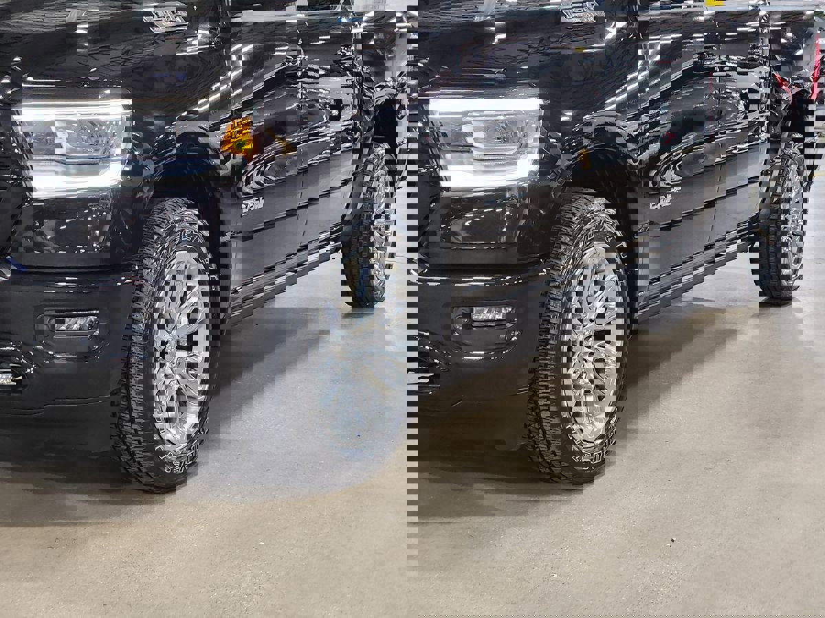 Used 2023 RAM 1500 Laramie image 17