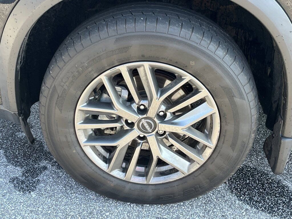 Certified 2022 Nissan Rogue S image 26