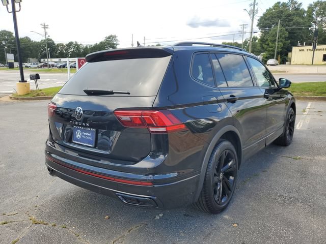 Certified 2024 Volkswagen Tiguan SE R-Line FWD image 4