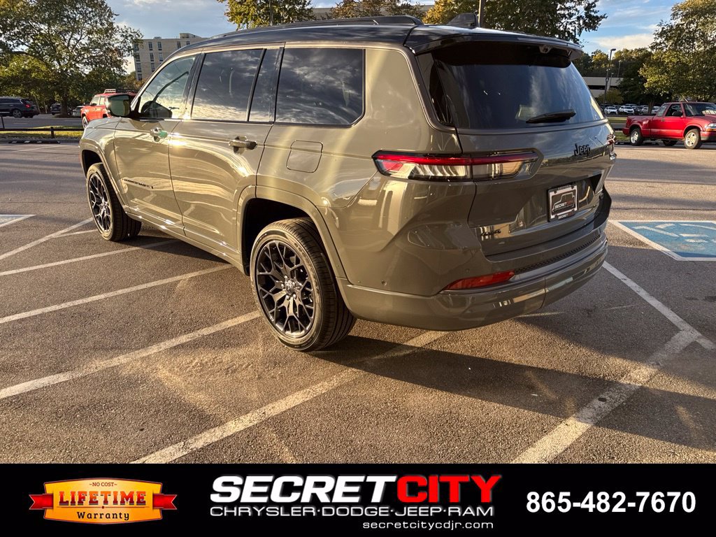 New 2027 Jeep Grand Cherokee L Summit AWD/4WD image 6