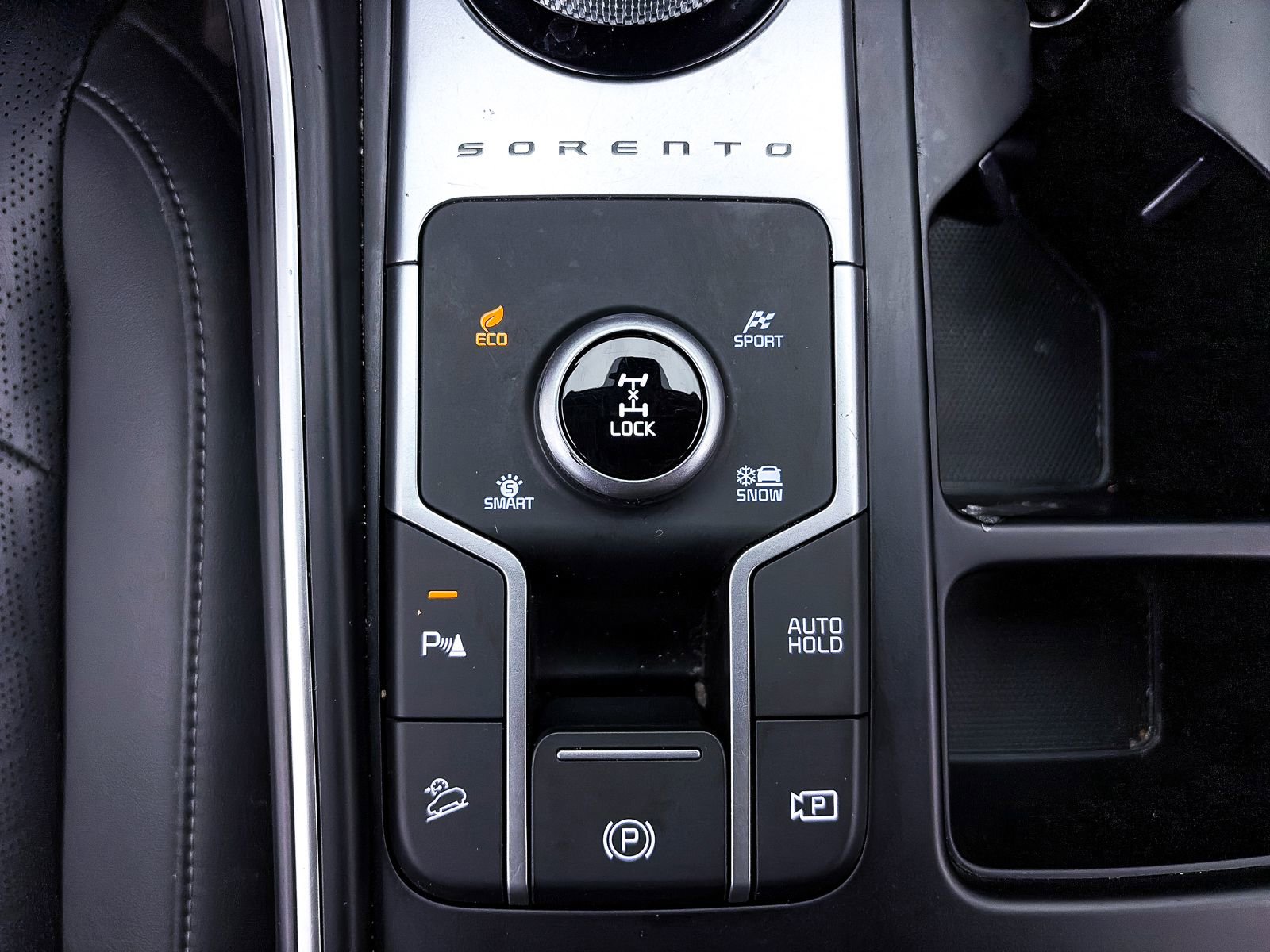 Used 2023 Kia Sorento EX image 27