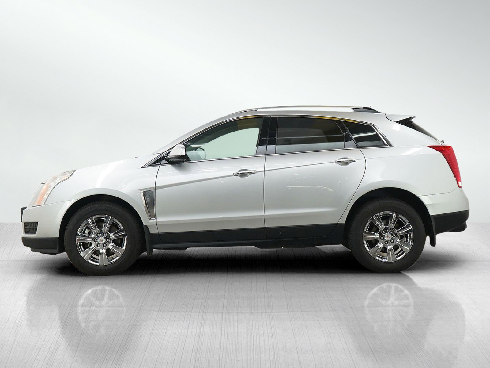 Used 2016 Cadillac SRX Luxury w/ Driver Awareness Package AWD/4WD image 2