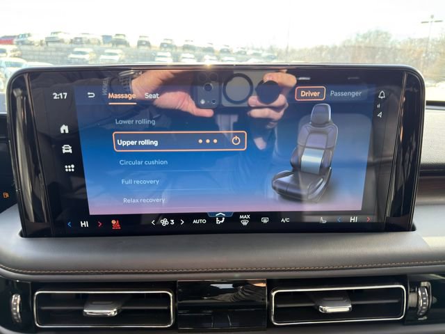 Used 2025 Lincoln Aviator Reserve w/ Equipment Group 201A AWD/4WD image 37