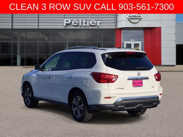 Used 2017 Nissan Pathfinder SL FWD image 4