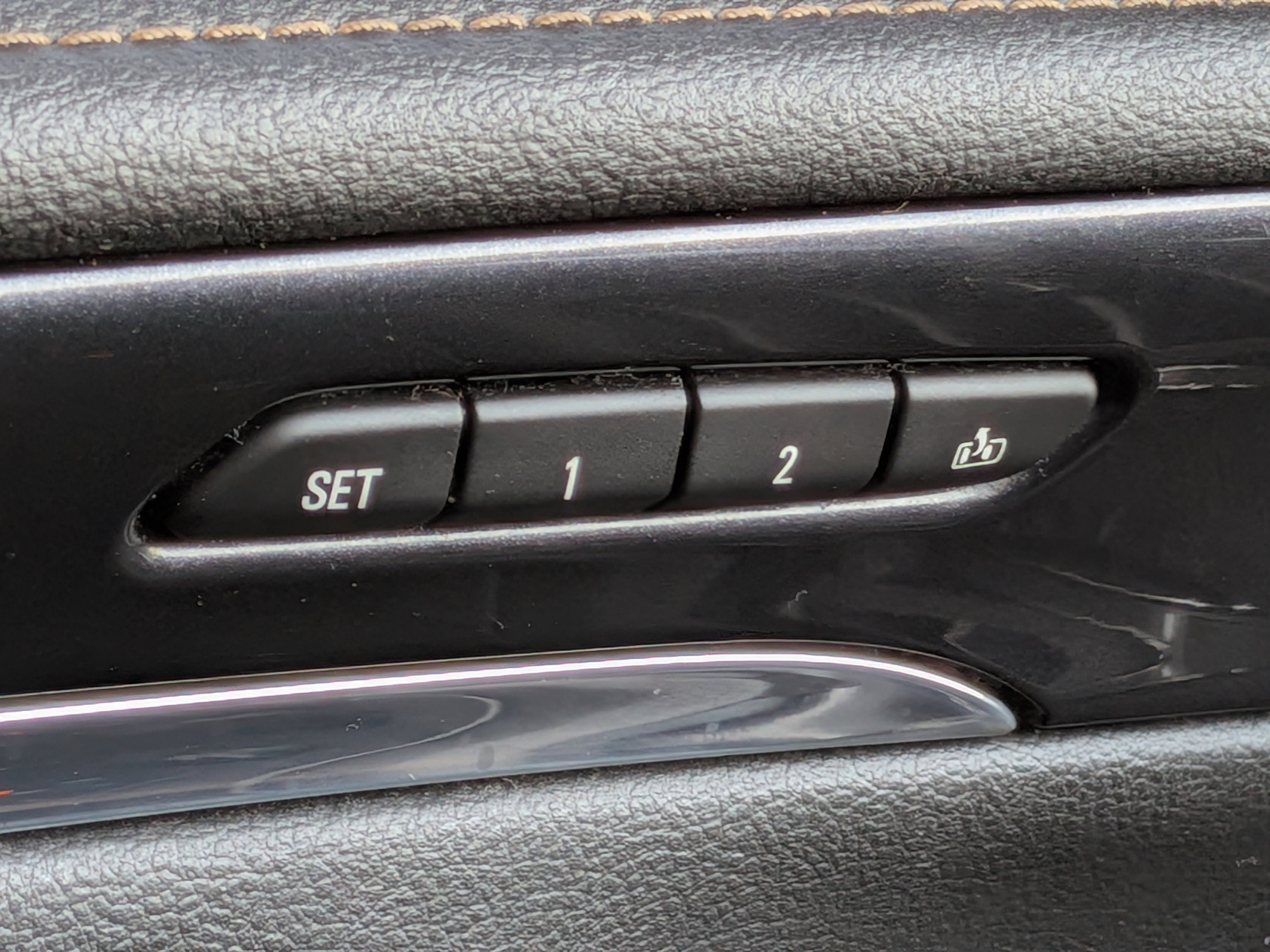 Certified 2018 Chevrolet Impala Premier w/ Premier Confidence Package image 21