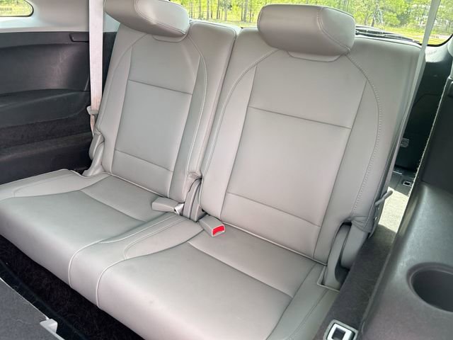 Used 2017 Acura MDX SH-AWD image 26