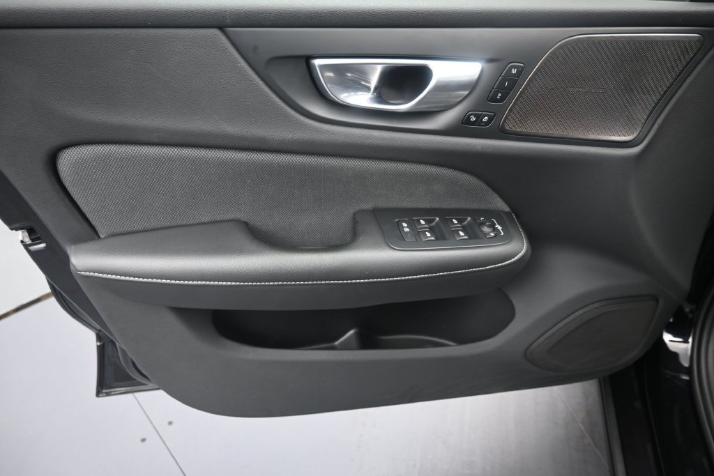 Certified 2024 Volvo S60 B5 Plus FWD image 10