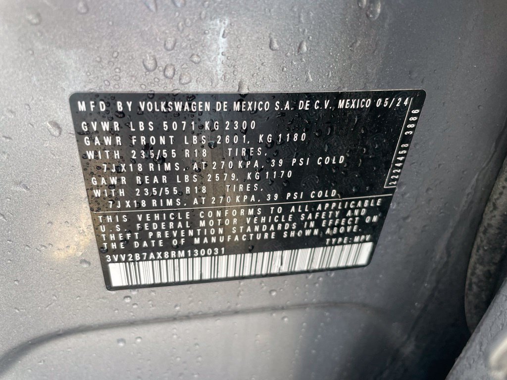 Used 2024 Volkswagen Tiguan SE AWD/4WD image 55
