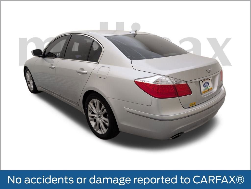 Used 2010 Hyundai Genesis 4.6 image 11