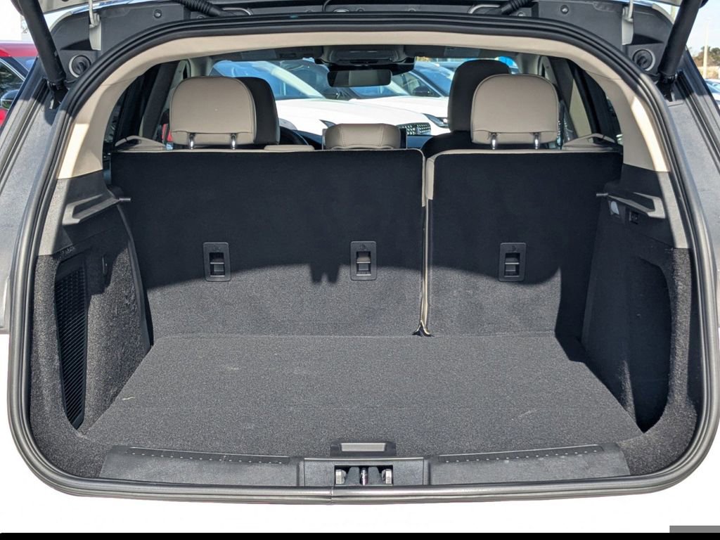 New 2026 Lincoln Corsair Grand Touring image 13