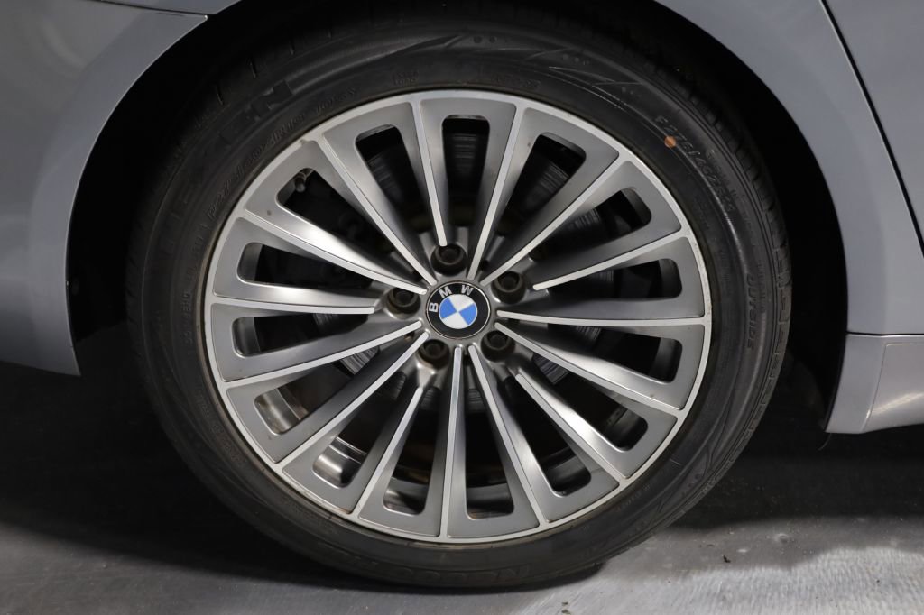 Used 2012 BMW 740Li image 37