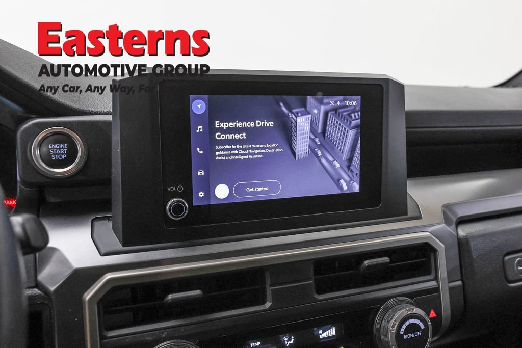 Used 2025 Toyota 4Runner SR5 AWD/4WD image 18