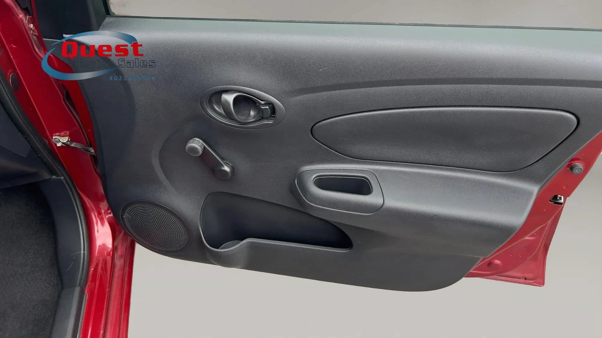 Used 2016 Nissan Versa S Plus FWD image 11