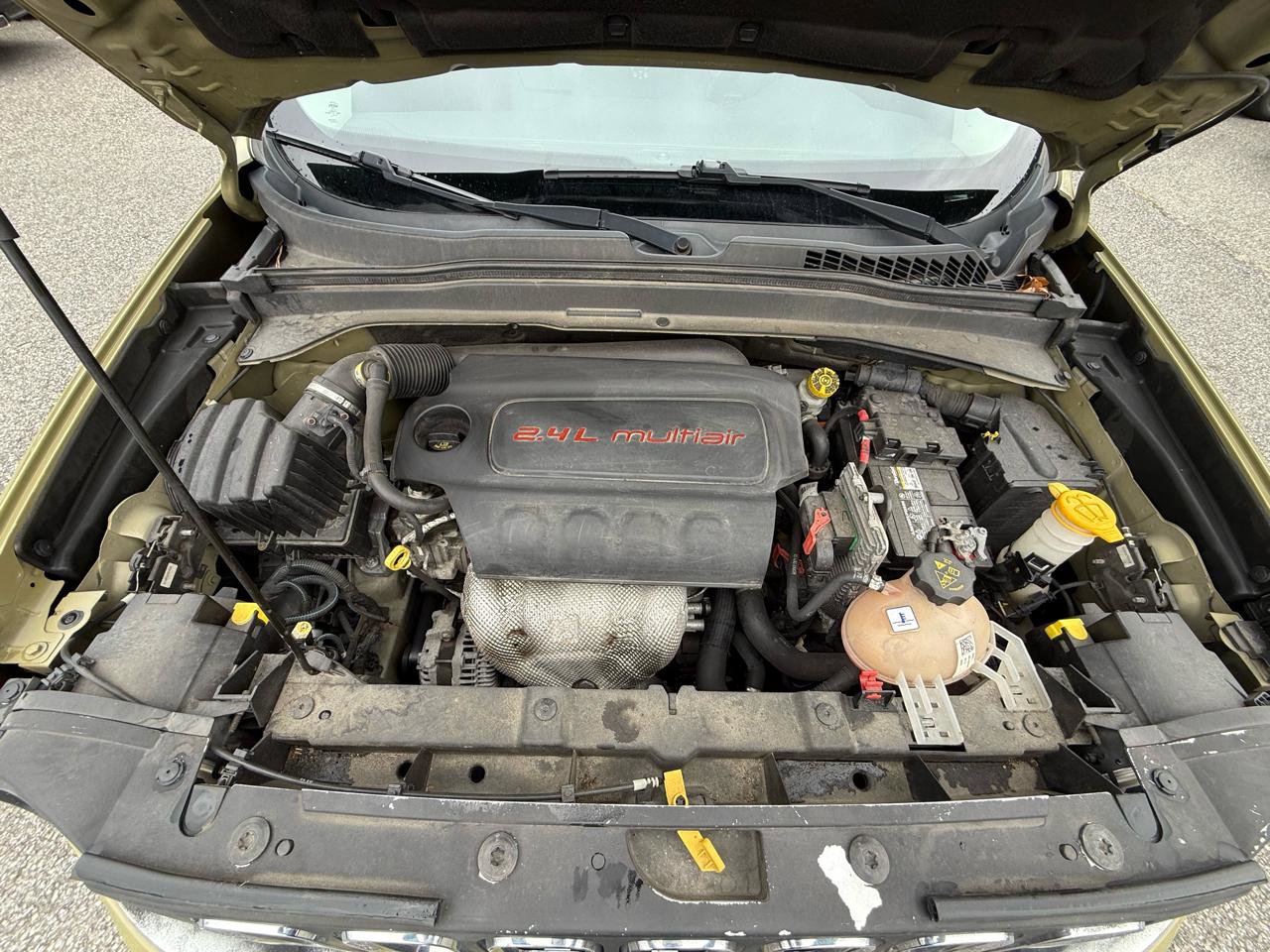 Used 2015 Jeep Renegade Limited FWD image 33
