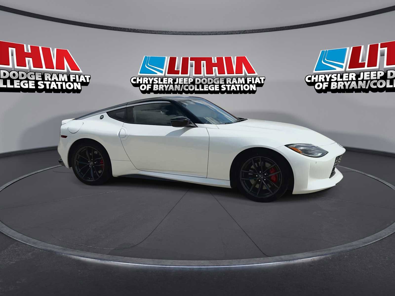 Used 2024 Nissan Z Performance w/ Floor Mat Package RWD image 9