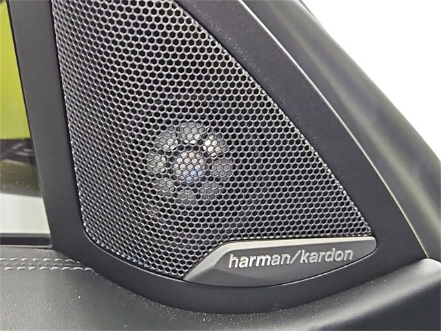 Used 2022 BMW M4 Coupe image 27