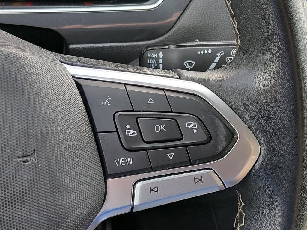 Used 2023 Volkswagen Tiguan SE R-Line FWD image 23