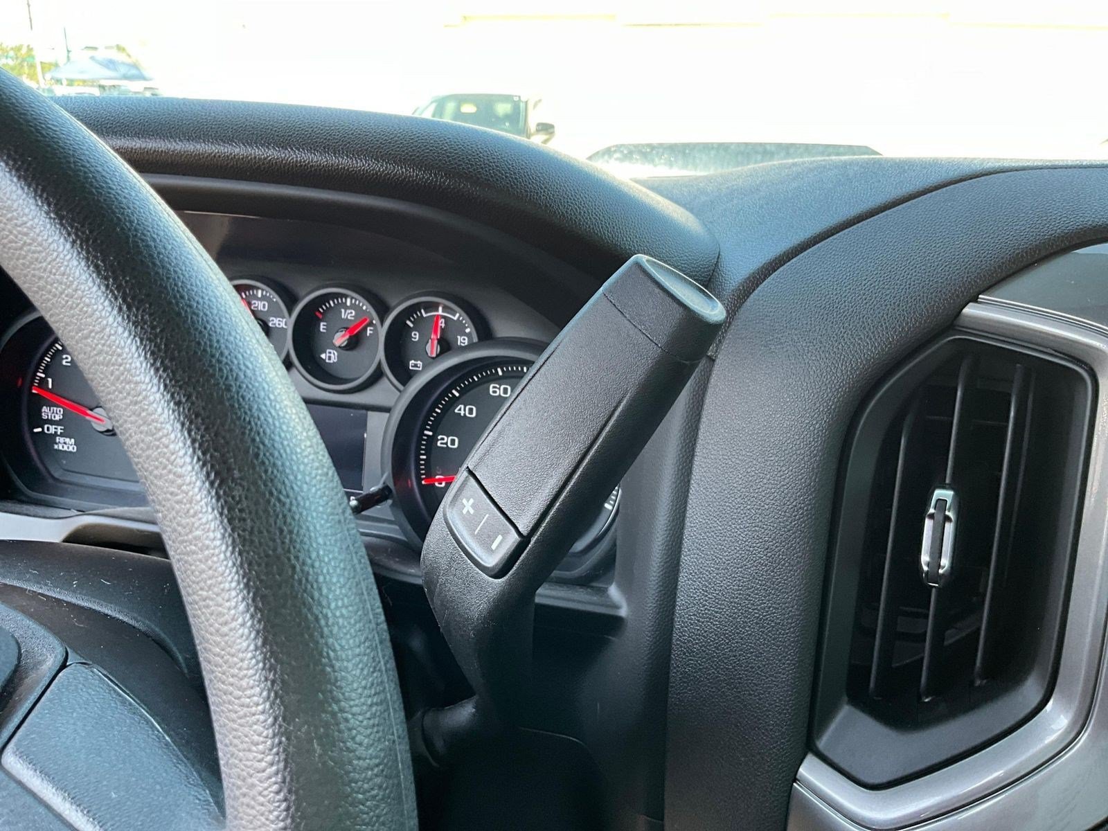 Used 2026 Chevrolet Silverado 1500 Custom Trail Boss w/ Dark Appearance Package AWD/4WD image 11