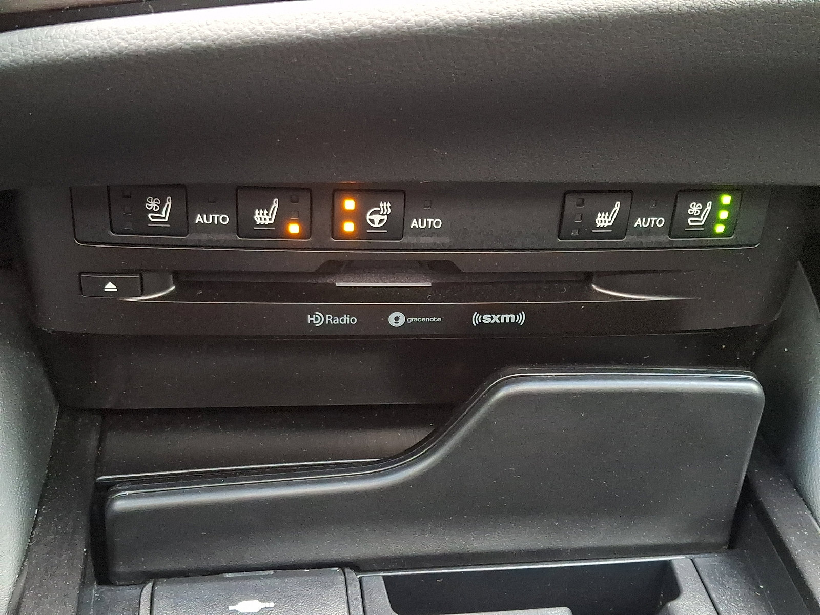 Certified 2022 Lexus ES 350 F Sport w/ Accessory Package 2 image 26