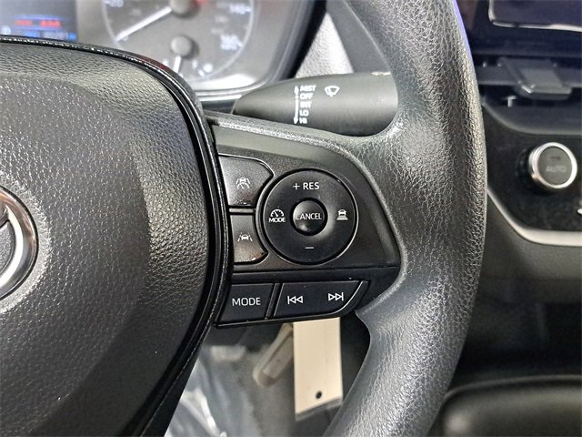 Used 2023 Toyota Corolla LE image 25