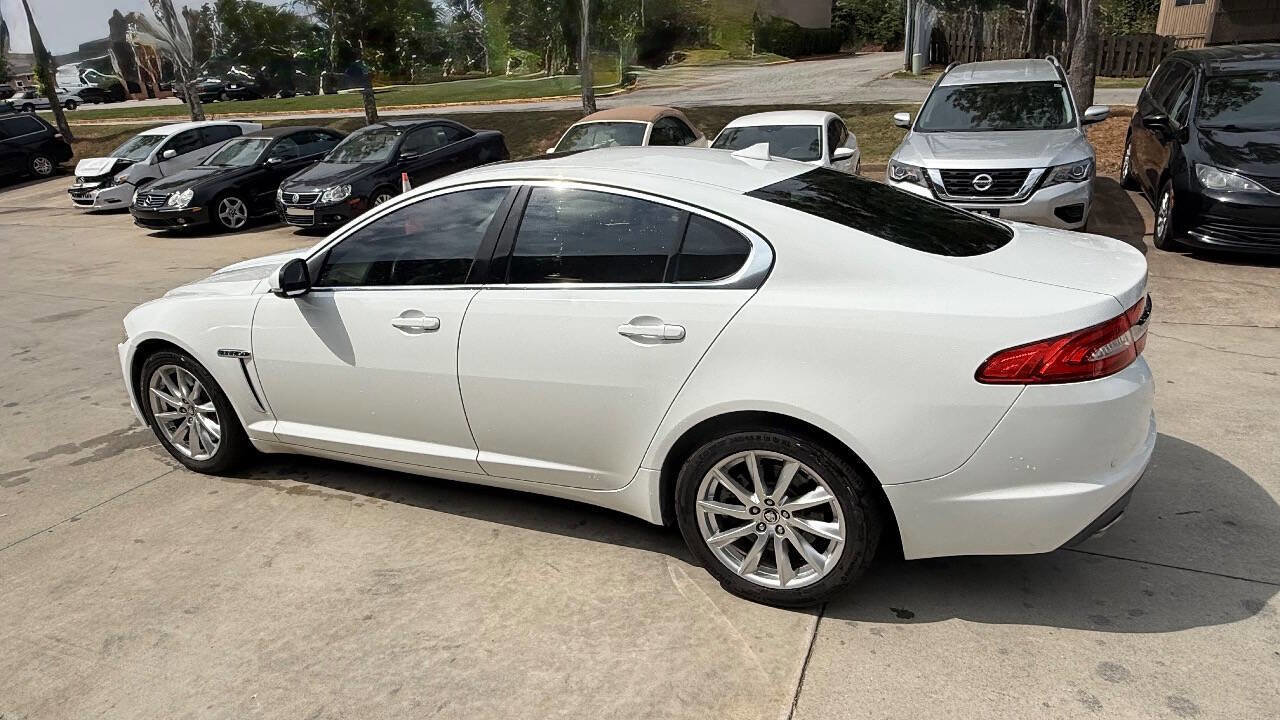 Used 2013 Jaguar XF RWD image 34