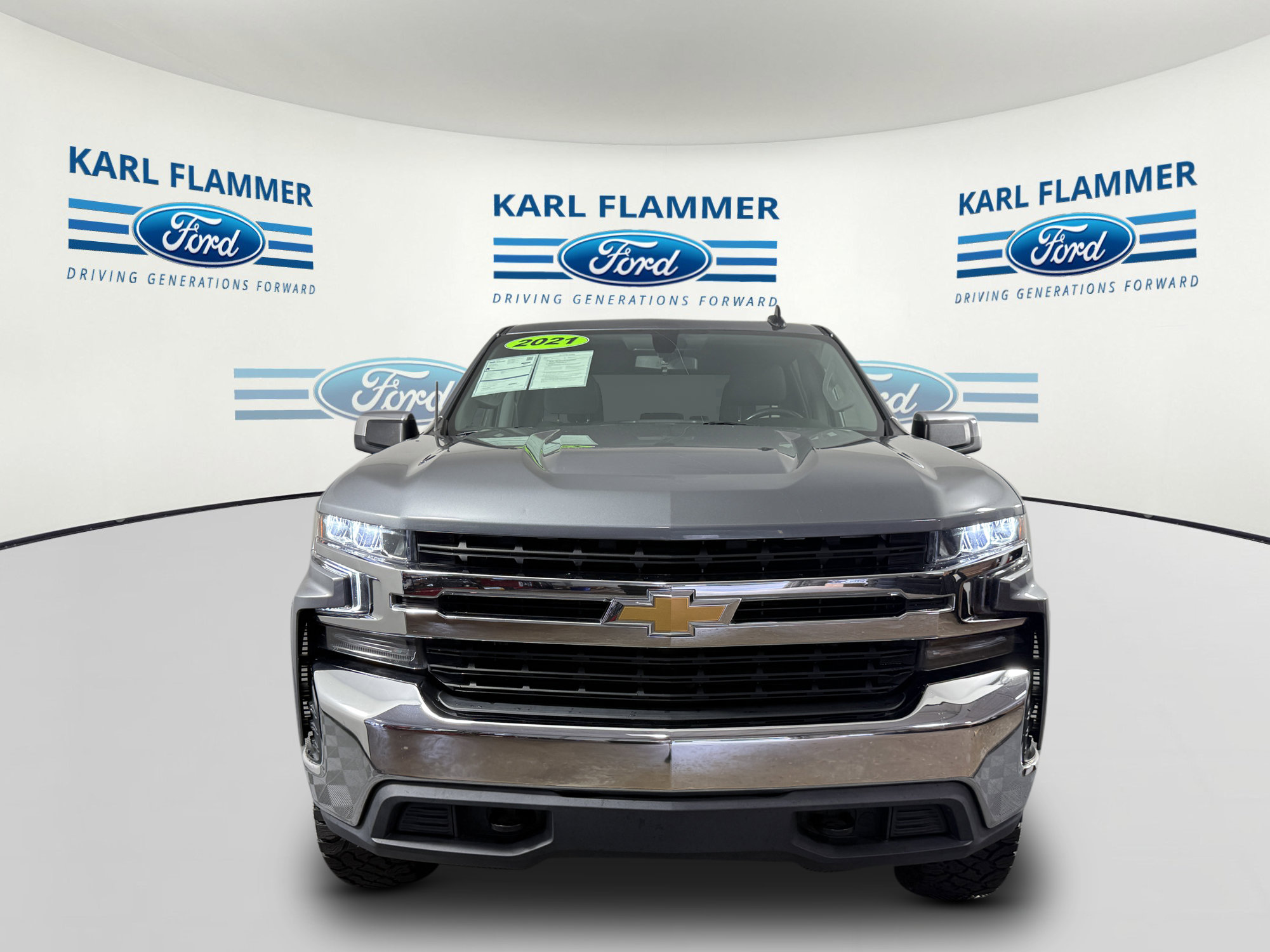 Used 2021 Chevrolet Silverado 1500 LT w/ Z71 Off-Road Package AWD/4WD image 6