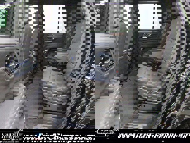 Certified 2025 GMC Yukon Denali image 19