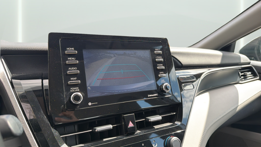 Used 2021 Toyota Camry LE FWD image 17