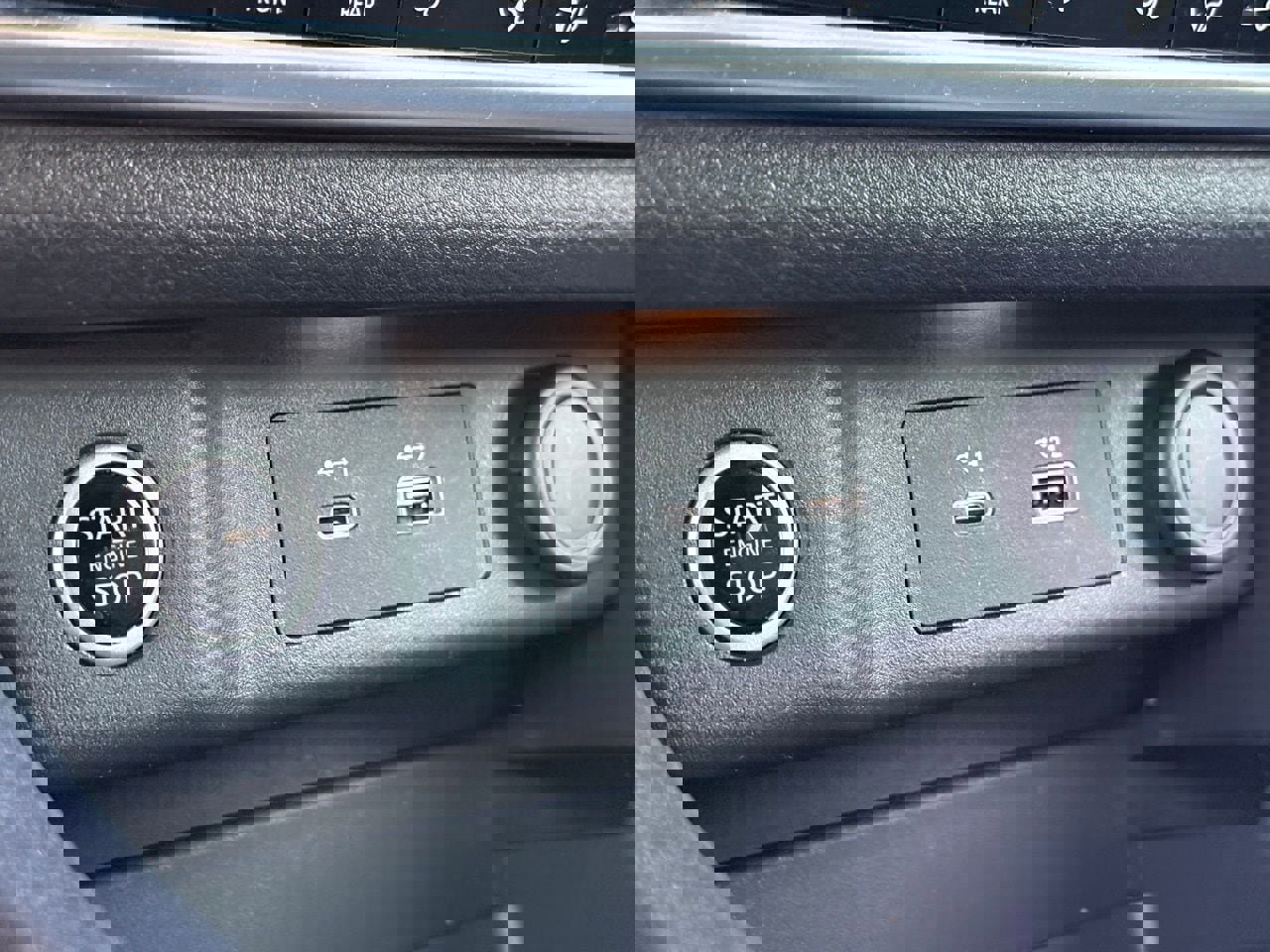 Certified 2022 Nissan Rogue SV image 23