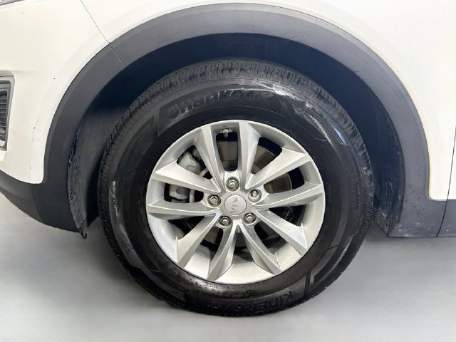 Used 2017 Kia Sorento FWD image 36