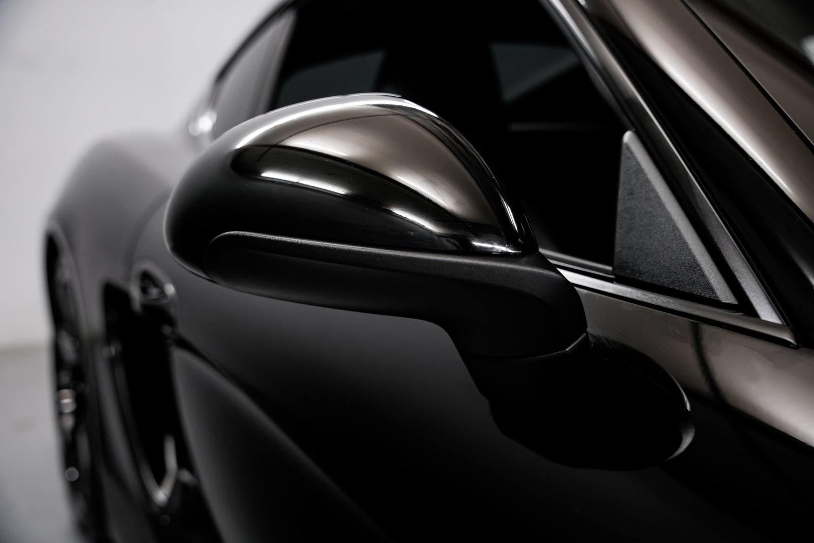 Used 2015 Porsche Cayman RWD image 34