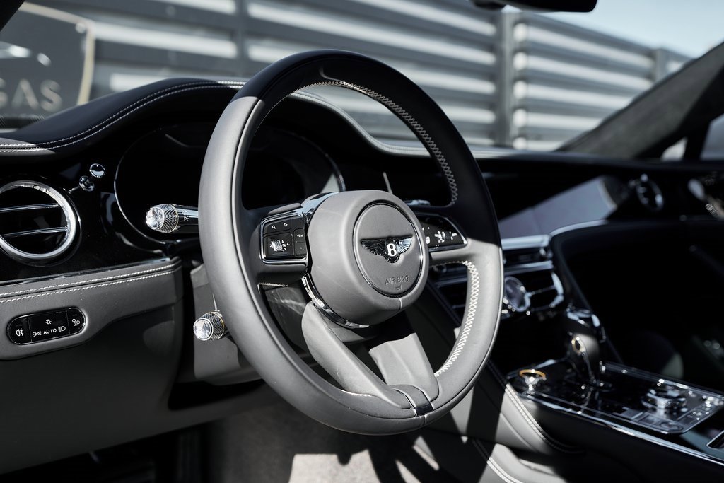 Used 2024 Bentley Flying Spur S V8 image 32