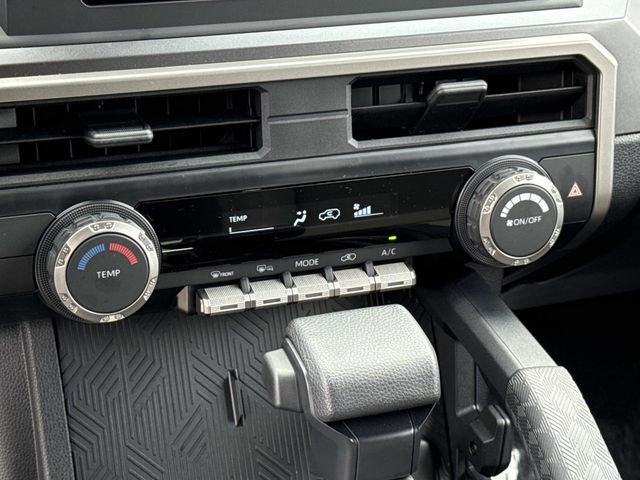 Used 2026 Toyota 4Runner SR5 AWD/4WD image 21