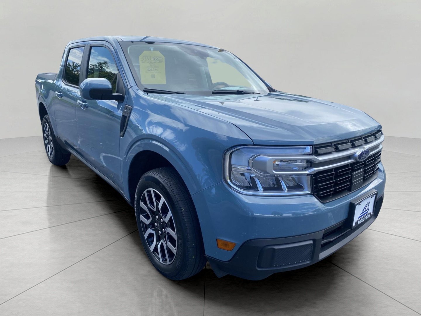 Certified 2022 Ford Maverick Lariat w/ Lariat Luxury Package FWD image 1