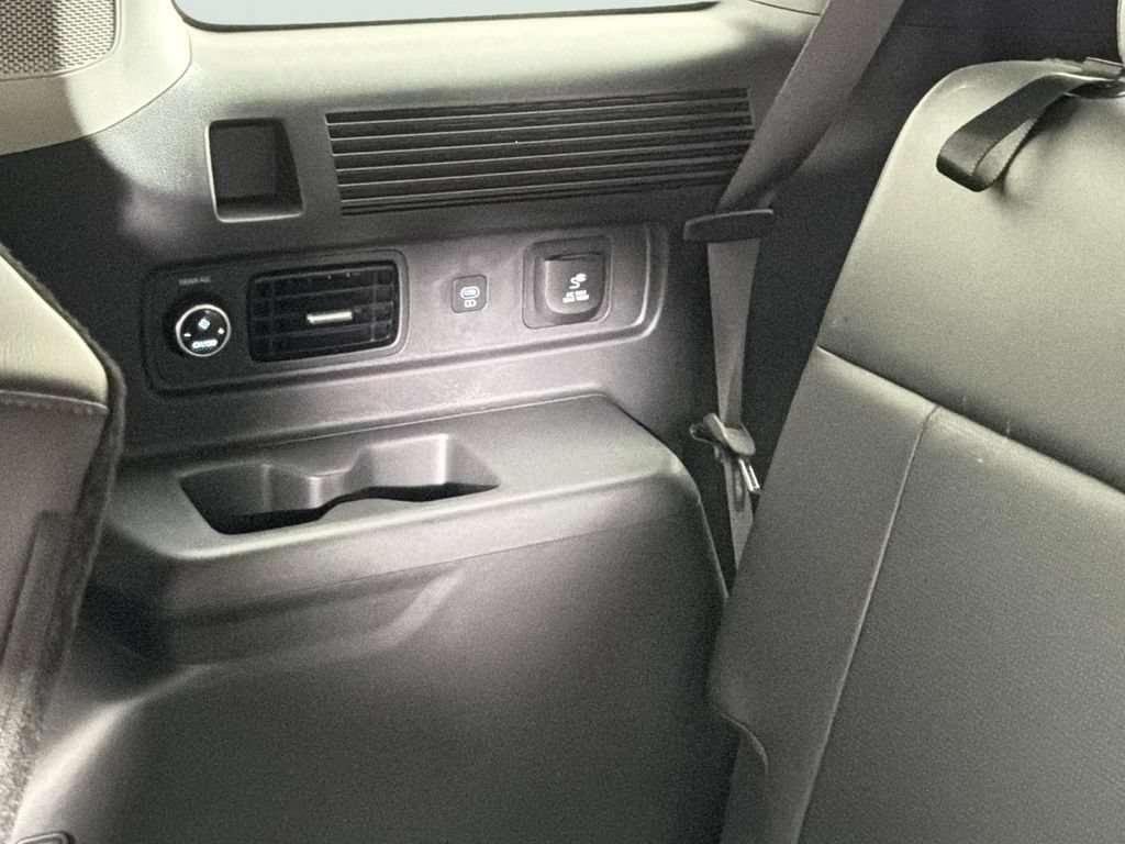 Used 2026 Hyundai Santa Fe Limited FWD image 29