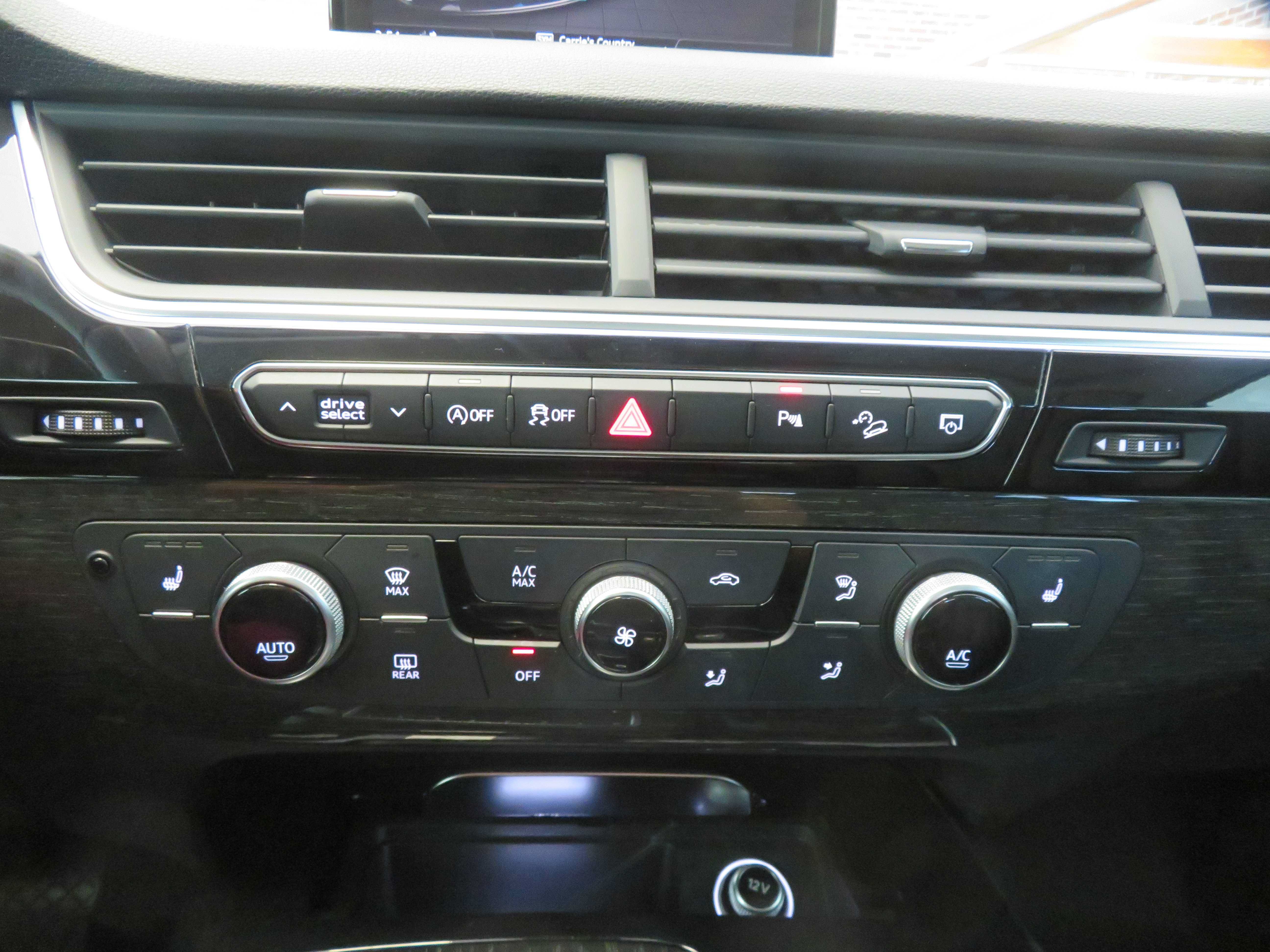 Used 2019 Audi Q7 3.0T Premium Plus AWD/4WD image 44