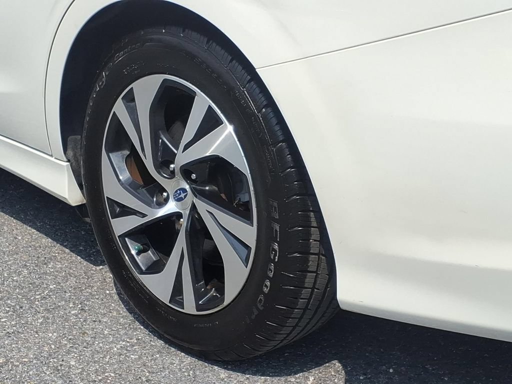 Used 2022 Subaru Legacy Premium AWD/4WD image 9