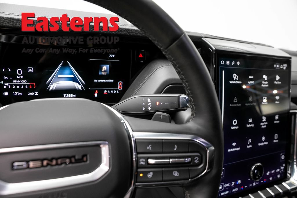 Used 2025 GMC Yukon Denali AWD/4WD image 21