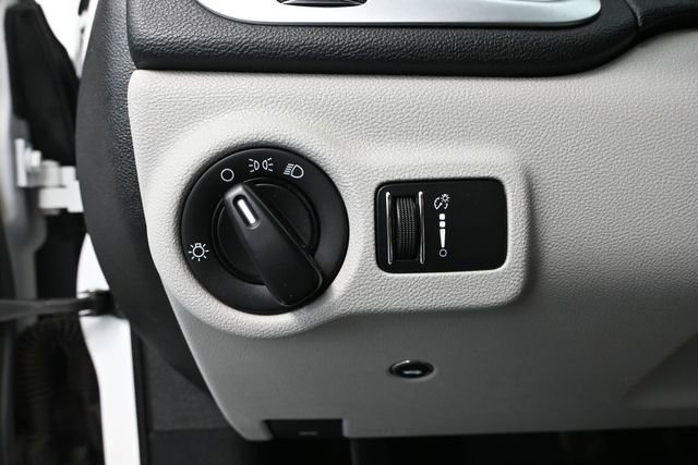 Used 2013 Dodge Dart SXT w/ Popular Equipment Group FWD image 27