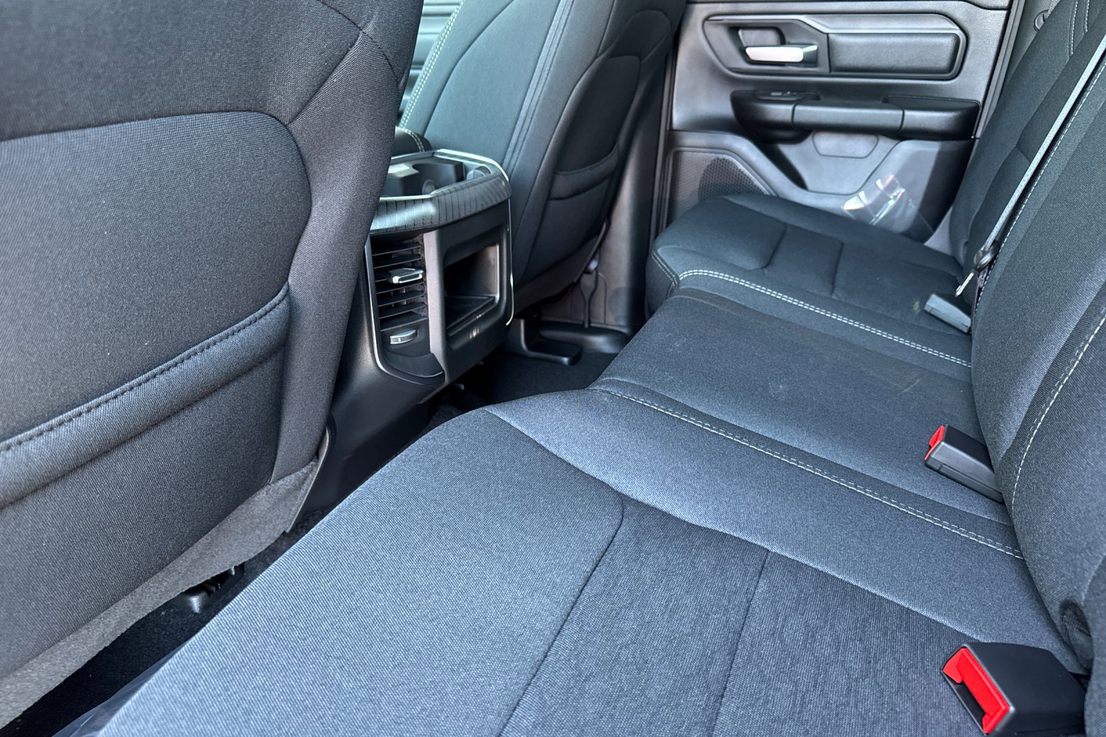 New 2026 RAM 1500 Express AWD/4WD image 11