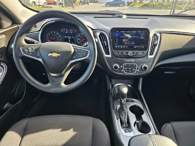 Used 2024 Chevrolet Malibu LT FWD image 15