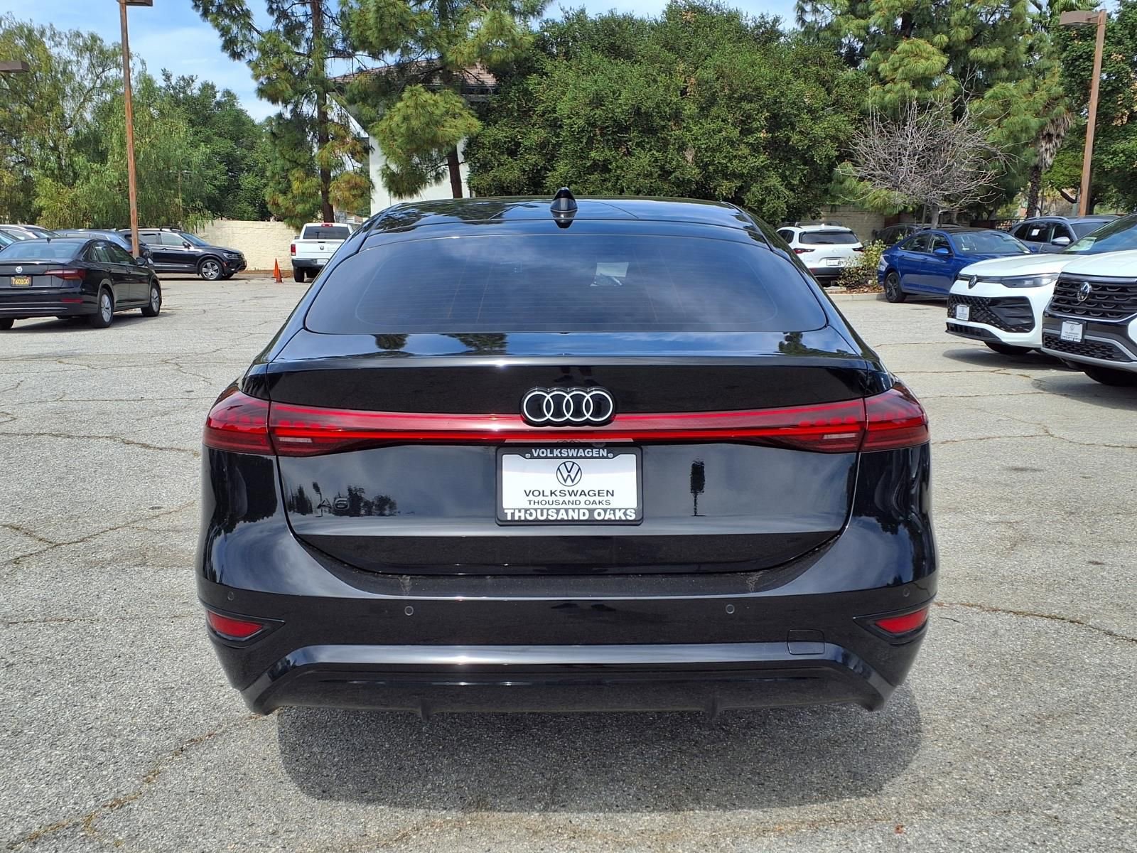 Used 2025 Audi A6 e-tron Premium Plus w/ Premium Plus image 19