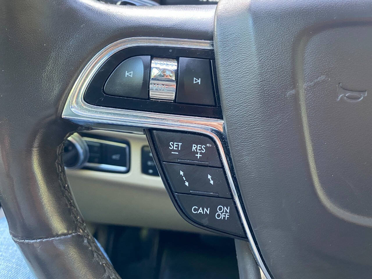 Used 2019 Lincoln Navigator Reserve AWD/4WD image 24