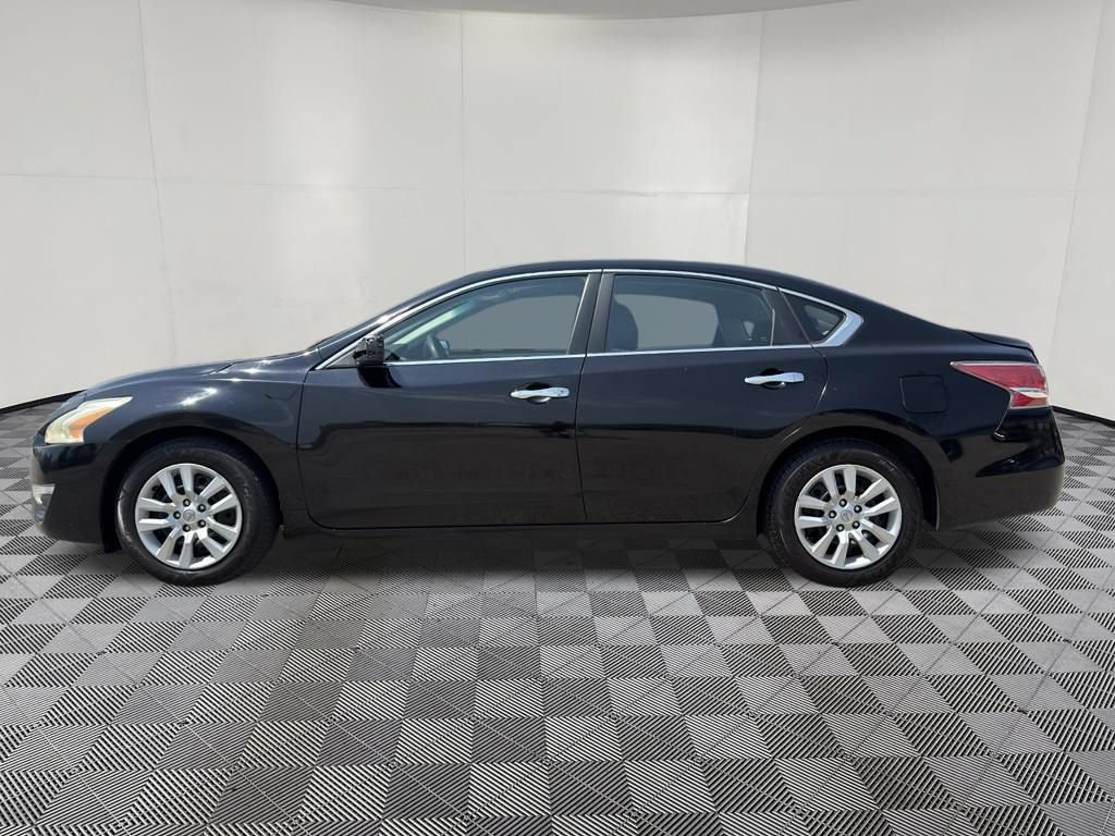 Used 2015 Nissan Altima 2.5 S w/ Power Driver Seat Package FWD image 9