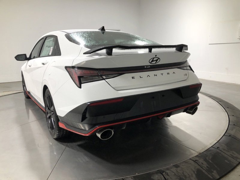 New 2025 Hyundai Elantra N image 5