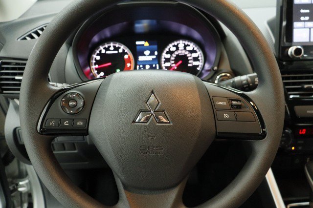 New 2026 Mitsubishi Eclipse Cross LE AWD/4WD image 8