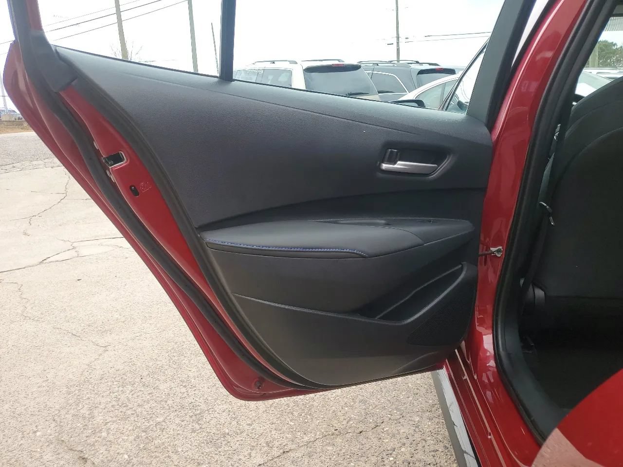 Used 2022 Toyota Corolla SE FWD image 19