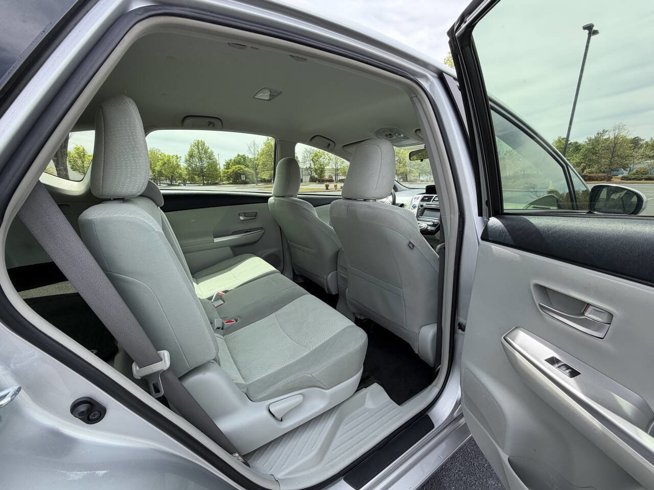 Used 2013 Toyota Prius V Three FWD image 14