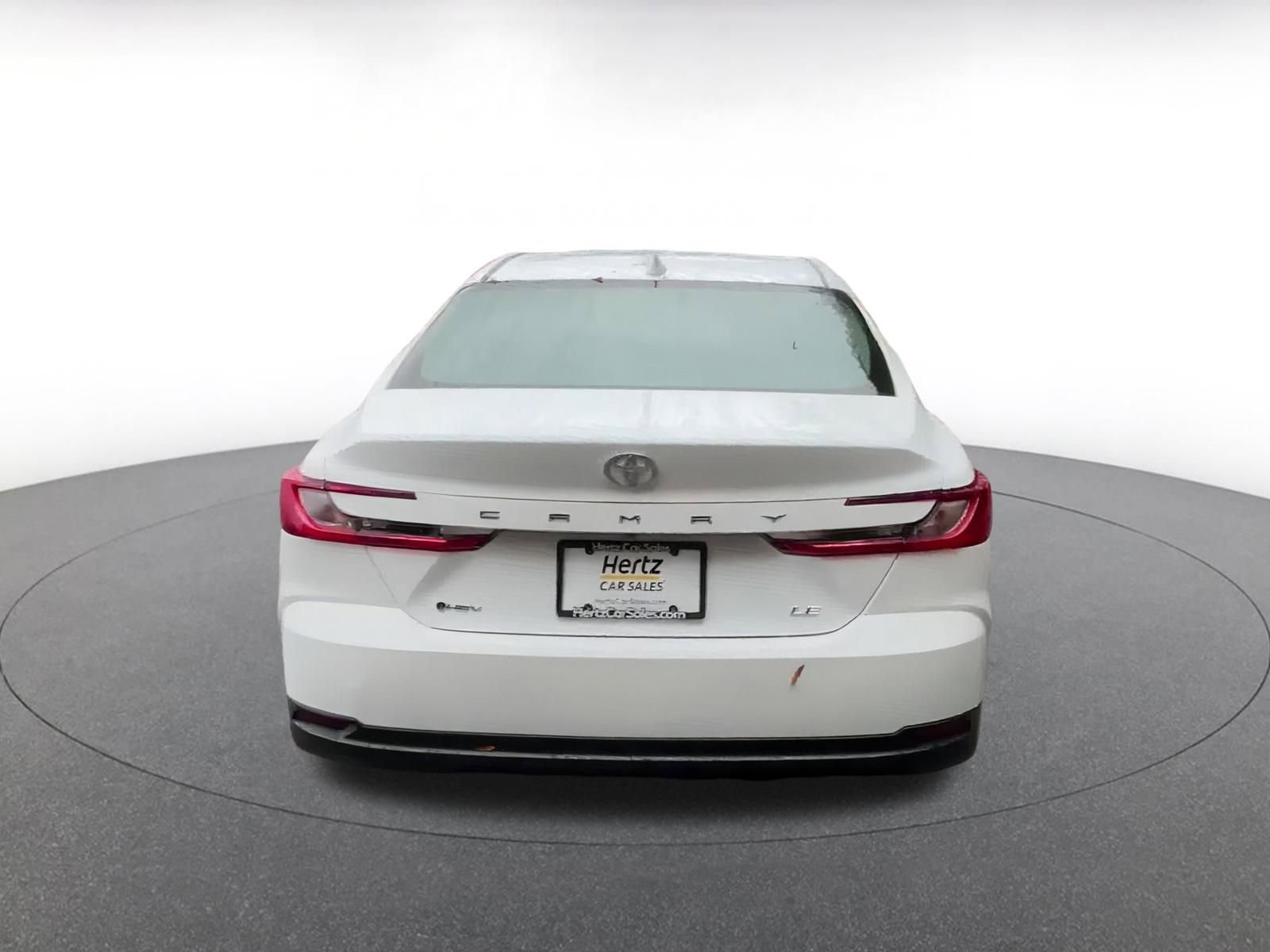 Used 2025 Toyota Camry LE image 12